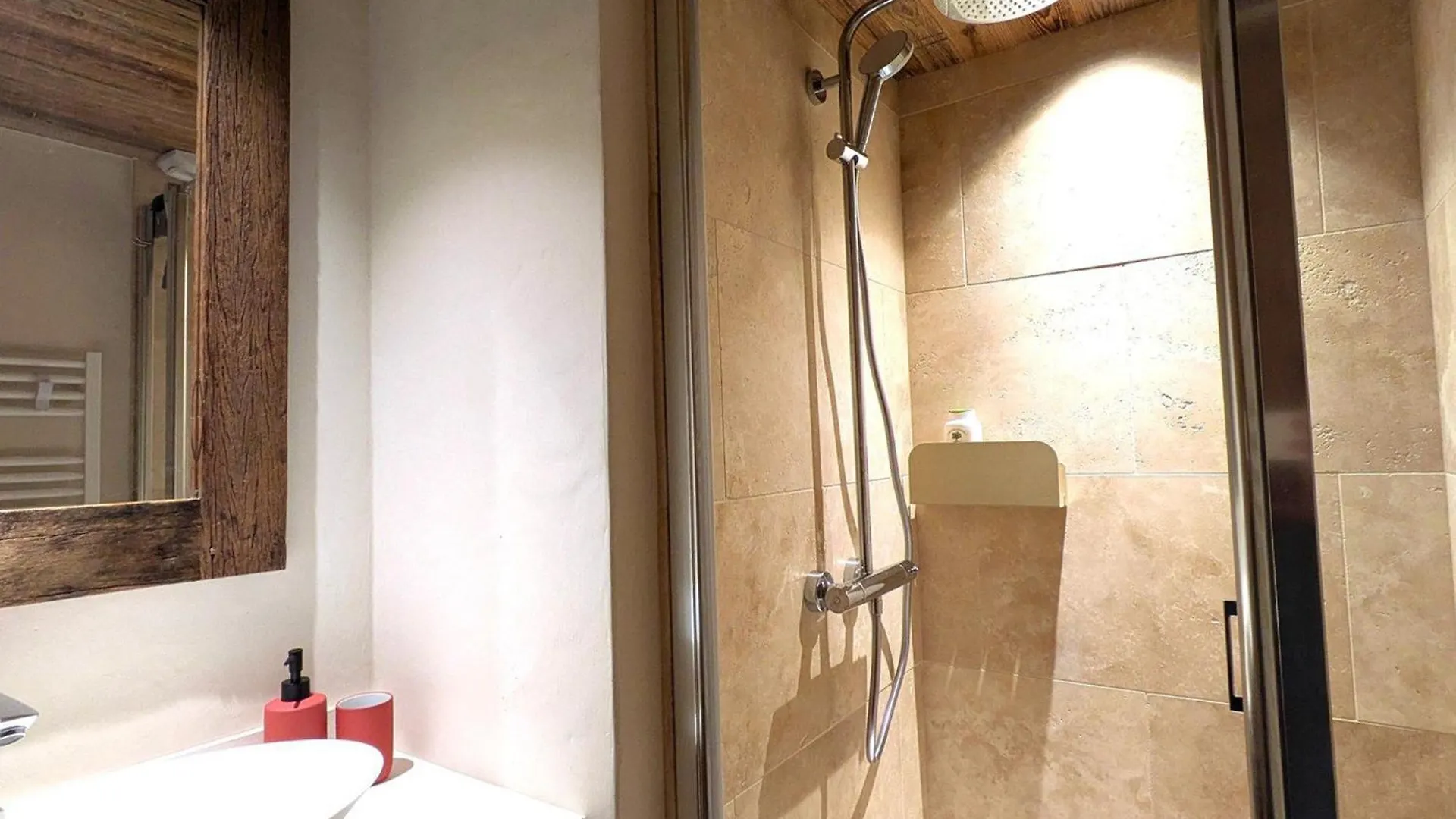Bel Appartement Montagnard 3 Chambres Pour 6 Avec Parking Au Centre De La Clusaz - Fr-1-459-245 France