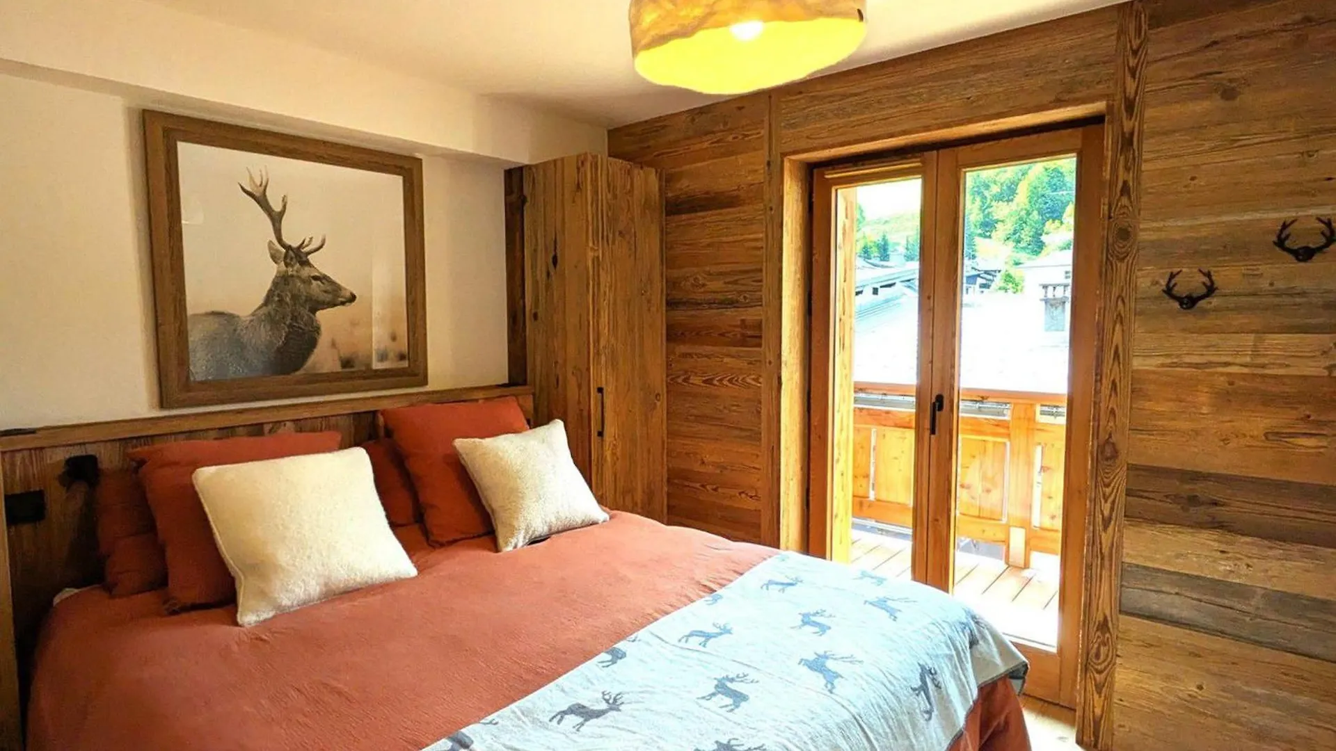 Bel Appartement Montagnard 3 Chambres Pour 6 Avec Parking Au Centre De La Clusaz - Fr-1-459-245
