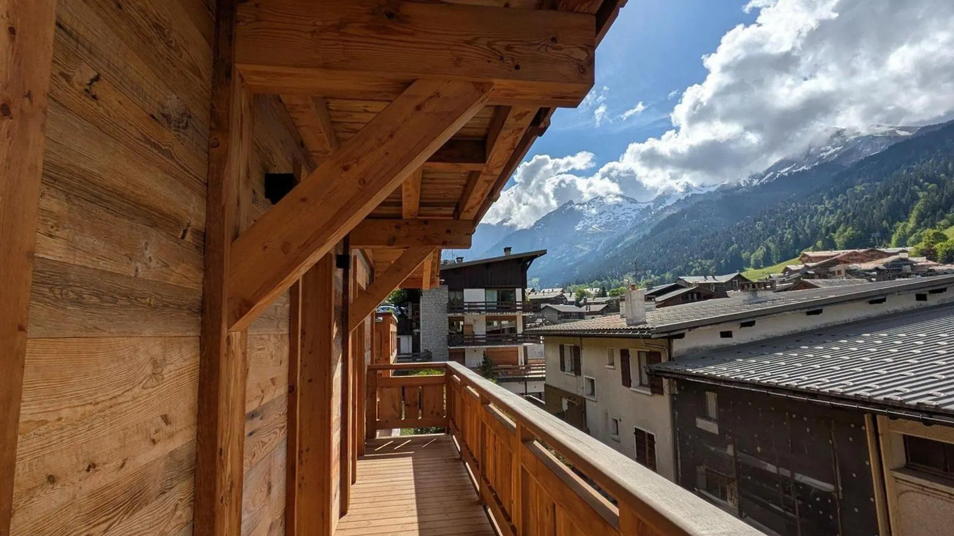 Bel Appartement Montagnard 3 Chambres Pour 6 Avec Parking Au Centre De La Clusaz - Fr-1-459-245